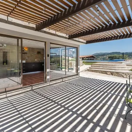 Fernandes シャレー ポンテ・デ・リマ