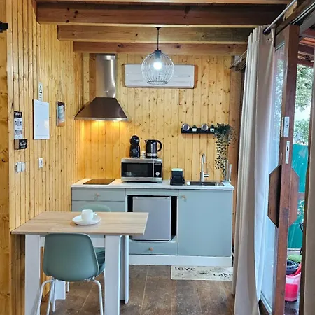 Fernandes Шале *